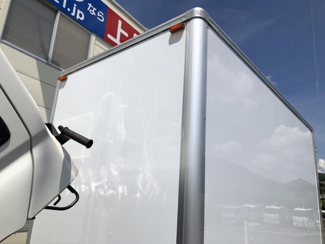 ダイナトラック パネルバン 保冷仕様 フルタイム4WD 950kg積載 須河車体 標準幅 10尺 全低床 リヤ4枚観音式扉 床板張り ラッシング2段(36枚目)