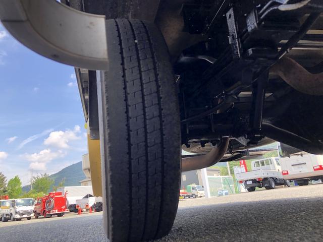 ダイナトラック パネルバン 保冷仕様 フルタイム4WD 950kg積載 須河車体 標準幅 10尺 全低床 リヤ4枚観音式扉 床板張り ラッシング2段(68枚目)