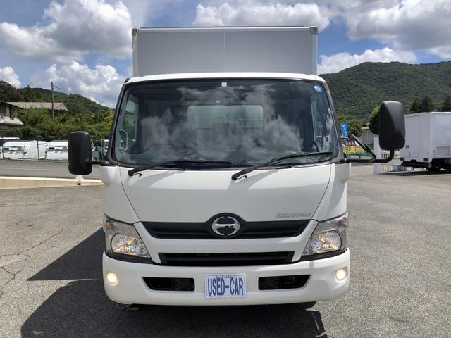 デュトロ 　移動電源車　明電舎イソノボデー製　三相３線　低電圧　２００ｋＶＡ　５５０Ａ　コマツ製ディーゼル発電機　ワイド　ロング　アドブルー不要（5枚目）