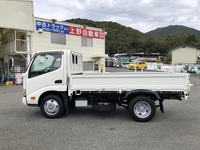 ダイナトラック 　平ボディ　３トン積載　４ナンバー　３．１ｍボディ　標準幅　１０尺　高床　木製あおり３方開　床板張り　アドブルー不要　６速ＭＴ（25枚目）