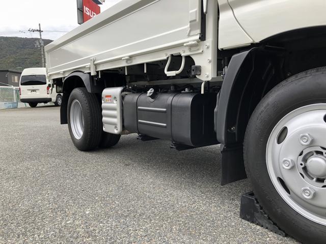 ダイナトラック 　平ボディ　３トン積載　４ナンバー　３．１ｍボディ　標準幅　１０尺　高床　木製あおり３方開　床板張り　アドブルー不要　６速ＭＴ（29枚目）