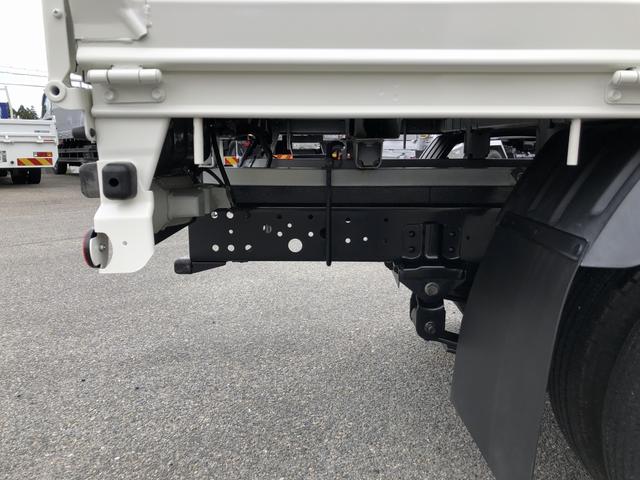 ダイナトラック 　平ボディ　３トン積載　４ナンバー　３．１ｍボディ　標準幅　１０尺　高床　木製あおり３方開　床板張り　アドブルー不要　６速ＭＴ（30枚目）