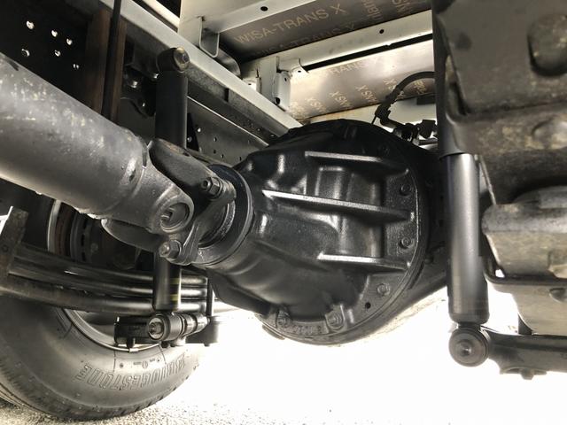 ダイナトラック 　平ボディ　３トン積載　４ナンバー　３．１ｍボディ　標準幅　１０尺　高床　木製あおり３方開　床板張り　アドブルー不要　６速ＭＴ（40枚目）