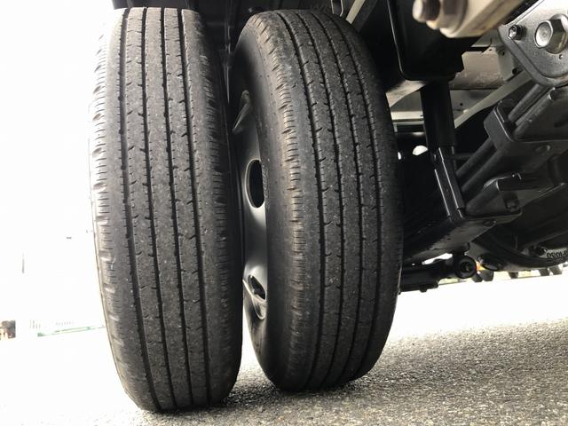 ダイナトラック 　平ボディ　３トン積載　４ナンバー　３．１ｍボディ　標準幅　１０尺　高床　木製あおり３方開　床板張り　アドブルー不要　６速ＭＴ（68枚目）