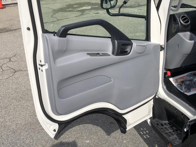 デュトロ ハイグレード 積載車 セーフティローダー 車載専用車 古河ユニック Neo5 ウインチ 固縛装置 ワイド 超ロング 全低床 2.9t積載 アドブルー不要(70枚目)