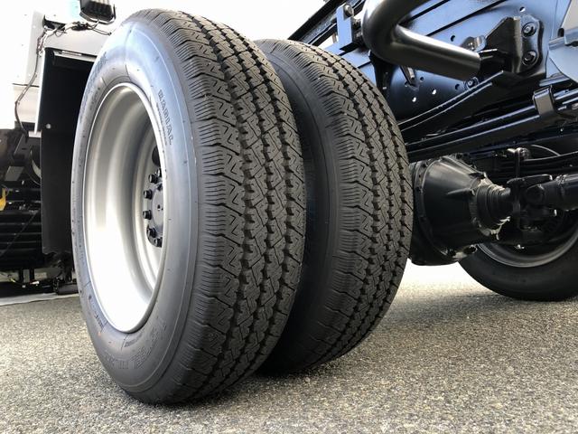 デュトロ ハイグレード 積載車 セーフティローダー 車載専用車 古河ユニック Neo5 ウインチ 固縛装置 ワイド 超ロング 全低床 2.9t積載 アドブルー不要(74枚目)