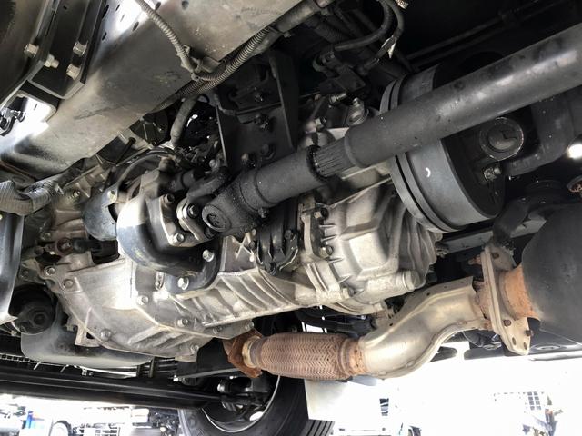 エルフトラック 　プレス式パッカー車　６．０ｍ３　新明和工業製　２９５０ｋｇ積載　連続積込　汚水タンク付　逆流防止装置　ワイド幅　１１尺ミドル　６速ＭＴ（48枚目）