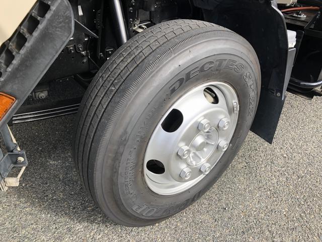 エルフトラック 　プレス式パッカー車　６．０ｍ３　新明和工業製　２９５０ｋｇ積載　連続積込　汚水タンク付　逆流防止装置　ワイド幅　１１尺ミドル　６速ＭＴ（64枚目）