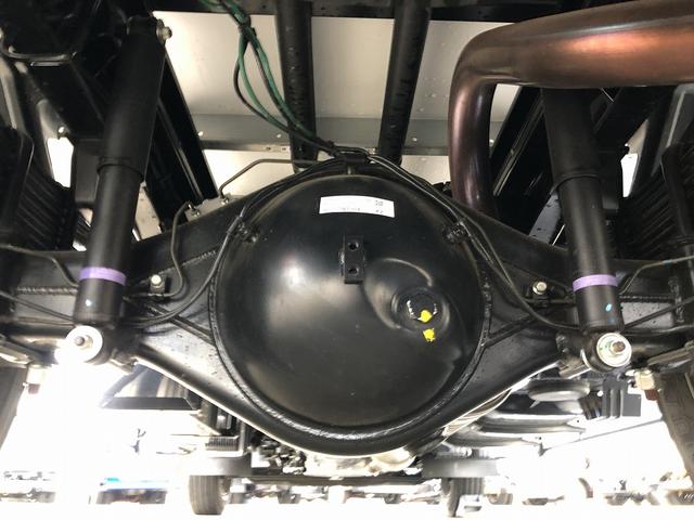 キャンター 　アルミウイング　４．０５ｔ積載　ワイド幅　ロング　全低床　１７５馬力　パブコ製　ラッシング２段　庫内長４．３ｍ　リヤ観音式扉　床板張り（10枚目）