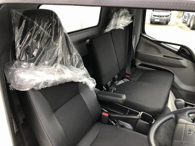 キャンター 　アルミウイング　４．０５ｔ積載　ワイド幅　ロング　全低床　１７５馬力　パブコ製　ラッシング２段　庫内長４．３ｍ　リヤ観音式扉　床板張り（62枚目）