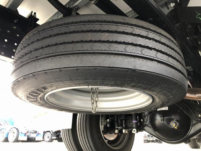 キャンター 　アルミウイング　４．０５ｔ積載　ワイド幅　ロング　全低床　１７５馬力　パブコ製　ラッシング２段　庫内長４．３ｍ　リヤ観音式扉　床板張り（72枚目）