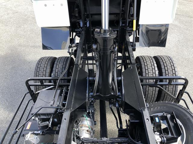 ファイター 　増トン　土砂ダンプ　新明和工業製　７．９トン積載　容積４．０ｍ３　標準幅　ベッド付　３．４ｍボディ　角底　強化一方開　２４０馬力（26枚目）