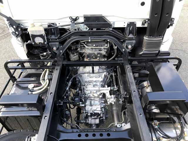 ファイター 　増トン　土砂ダンプ　新明和工業製　７．９トン積載　容積４．０ｍ３　標準幅　ベッド付　３．４ｍボディ　角底　強化一方開　２４０馬力（27枚目）