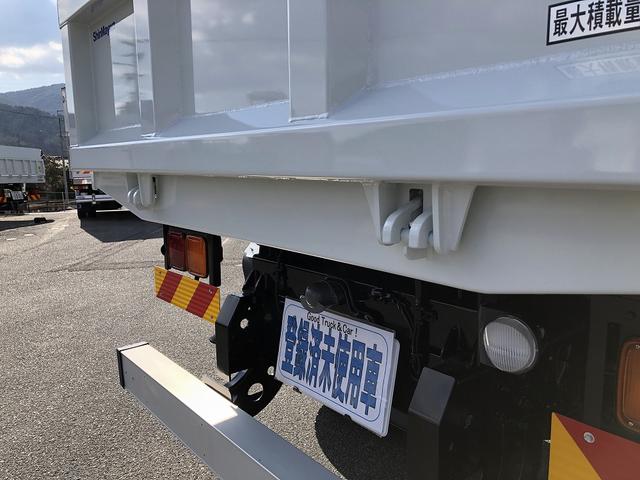 ファイター 　増トン　土砂ダンプ　新明和工業製　７．９トン積載　容積４．０ｍ３　標準幅　ベッド付　３．４ｍボディ　角底　強化一方開　２４０馬力（37枚目）