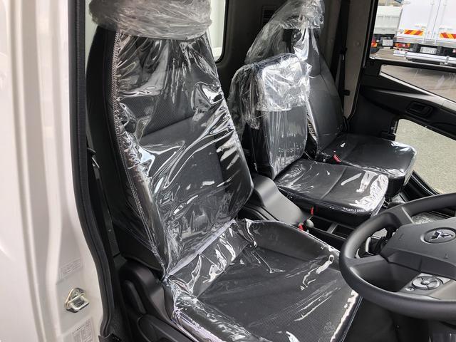 ファイター 　増トン　土砂ダンプ　新明和工業製　７．９トン積載　容積４．０ｍ３　標準幅　ベッド付　３．４ｍボディ　角底　強化一方開　２４０馬力（61枚目）