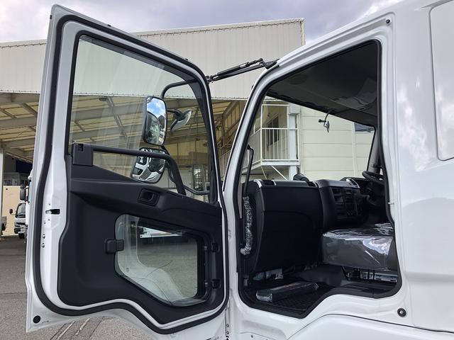 ファイター 　増トン　土砂ダンプ　新明和工業製　７．９トン積載　容積４．０ｍ３　標準幅　ベッド付　３．４ｍボディ　角底　強化一方開　２４０馬力（65枚目）