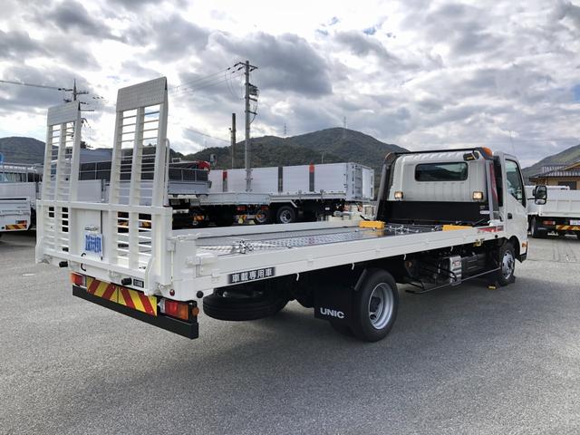 デュトロ 　車両運搬車　ハイグレード　古河ユニック製　２．９ｔ積載　ユニックキャリアＮｅｏ５　ラジコン　ウインチ付　ワイド　ボディ長５．７ｍ　アドブルー不要　１８０馬力（17枚目）