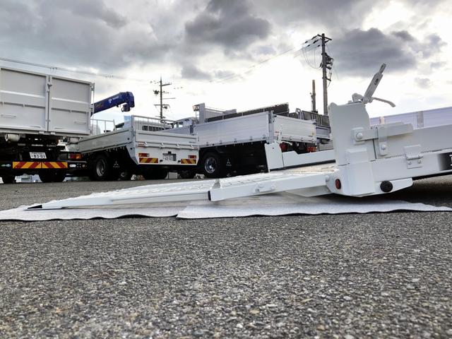 デュトロ 　車両運搬車　ハイグレード　古河ユニック製　２．９ｔ積載　ユニックキャリアＮｅｏ５　ラジコン　ウインチ付　ワイド　ボディ長５．７ｍ　アドブルー不要　１８０馬力（27枚目）