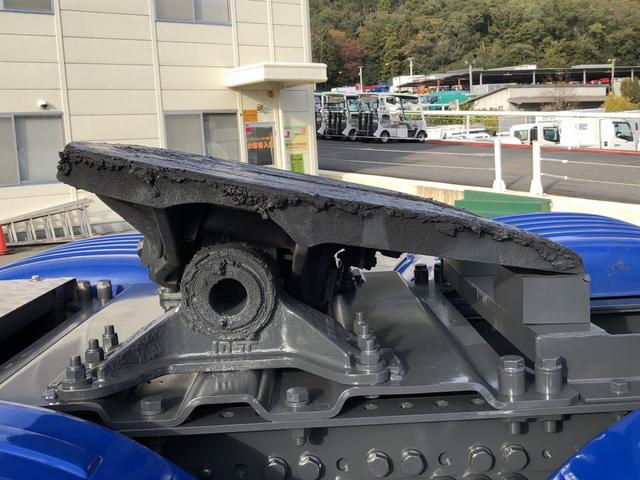 スウェーデンその他 　スカニア　Ｇ４９０　ダブルトラクタ　４９０馬力　ＮＲ付　３軸２デフ　ベッド付　リヤエアサス　ＪＯＳＴ製カプラ　第５輪荷重２５ｔ　１２速ＡＴ（16枚目）