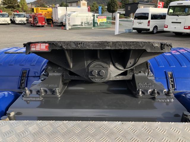 スウェーデンその他 　スカニア　Ｇ４９０　ダブルトラクタ　４９０馬力　ＮＲ付　３軸２デフ　ベッド付　リヤエアサス　ＪＯＳＴ製カプラ　第５輪荷重２５ｔ　１２速ＡＴ（17枚目）