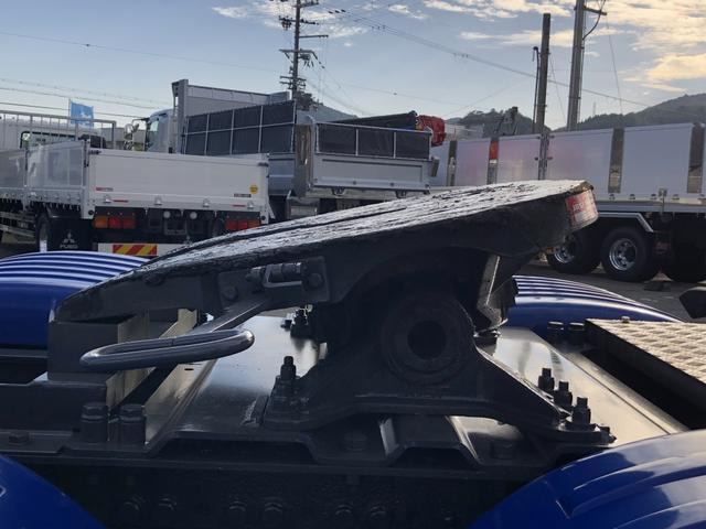 スウェーデンその他 　スカニア　Ｇ４９０　ダブルトラクタ　４９０馬力　ＮＲ付　３軸２デフ　ベッド付　リヤエアサス　ＪＯＳＴ製カプラ　第５輪荷重２５ｔ　１２速ＡＴ（18枚目）