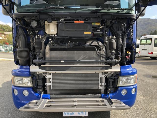 スウェーデンその他 　スカニア　Ｇ４９０　ダブルトラクタ　４９０馬力　ＮＲ付　３軸２デフ　ベッド付　リヤエアサス　ＪＯＳＴ製カプラ　第５輪荷重２５ｔ　１２速ＡＴ（35枚目）