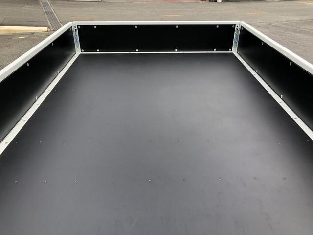 キャンター 　カスタム仕様　４段クレーン付　３．８トン積載　古河ユニック製　警報仕様　超ワイド角足アウトリガ　ワイド　ロング　全低床　木製あおり３方開　１７５馬力（32枚目）