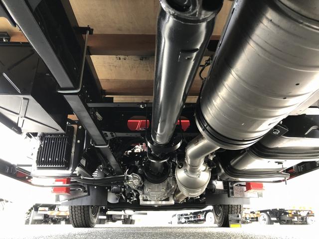 キャンター 　カスタム仕様　４段クレーン付　３．８トン積載　古河ユニック製　警報仕様　超ワイド角足アウトリガ　ワイド　ロング　全低床　木製あおり３方開　１７５馬力（53枚目）