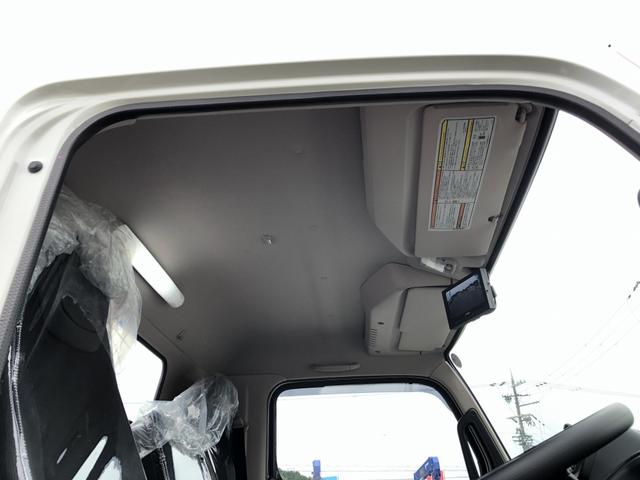 キャンター 　カスタム仕様　４段クレーン付　３．８トン積載　古河ユニック製　警報仕様　超ワイド角足アウトリガ　ワイド　ロング　全低床　木製あおり３方開　１７５馬力（67枚目）