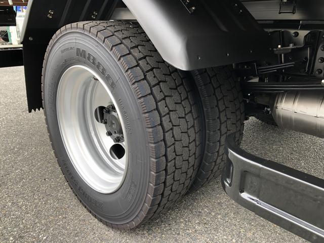 キャンター 　カスタム仕様　４段クレーン付　３．８トン積載　古河ユニック製　警報仕様　超ワイド角足アウトリガ　ワイド　ロング　全低床　木製あおり３方開　１７５馬力（72枚目）