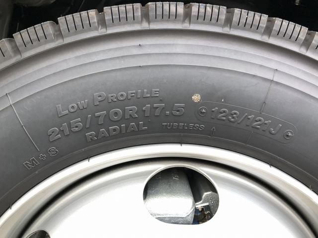 キャンター 　カスタム仕様　４段クレーン付　３．８トン積載　古河ユニック製　警報仕様　超ワイド角足アウトリガ　ワイド　ロング　全低床　木製あおり３方開　１７５馬力（75枚目）