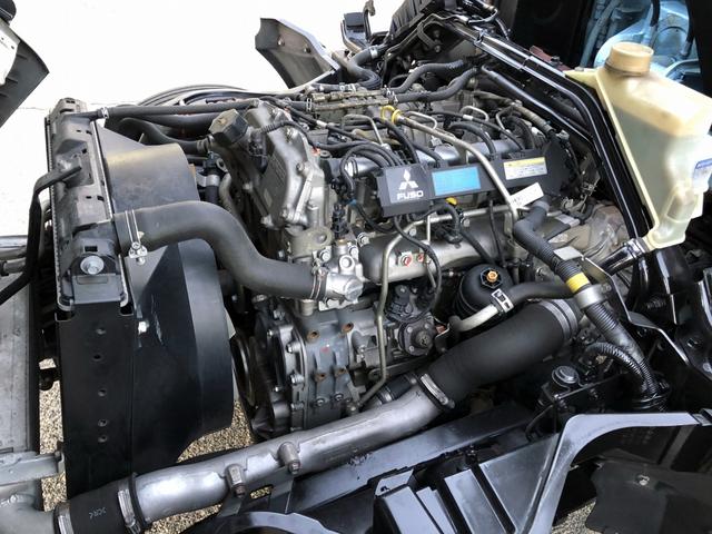 キャンター 　プレス式パッカー　５．９ｍ３　極東開発工業製　プレスパック　連続積込　汚水タンク付　リヤシャッター式扉　３０５０ｋｇ積載　ワイド幅　１１尺ミドル（10枚目）