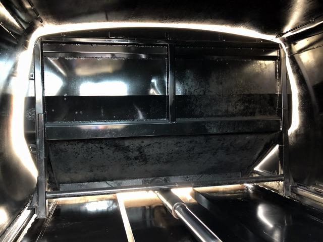 キャンター 　プレス式パッカー　５．９ｍ３　極東開発工業製　プレスパック　連続積込　汚水タンク付　リヤシャッター式扉　３０５０ｋｇ積載　ワイド幅　１１尺ミドル（28枚目）