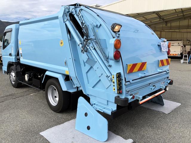 キャンター 　プレス式パッカー　５．９ｍ３　極東開発工業製　プレスパック　連続積込　汚水タンク付　リヤシャッター式扉　３０５０ｋｇ積載　ワイド幅　１１尺ミドル（30枚目）