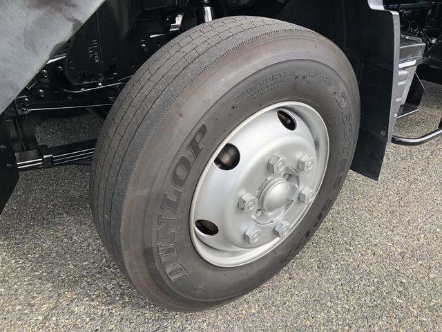 キャンター 　プレス式パッカー　５．９ｍ３　極東開発工業製　プレスパック　連続積込　汚水タンク付　リヤシャッター式扉　３０５０ｋｇ積載　ワイド幅　１１尺ミドル（63枚目）