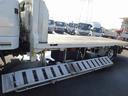 　増トン　セルフローダー　重機運搬車　タダノ製ハイジャッキ　海上コンテナ運搬車　本所ボディー製　ワイド幅　ベッド付　７ｔ積み　リヤエアサス（25枚目）