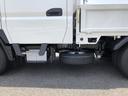 　平ボディ　Ｗキャブ　垂直パワーゲート付　ＡＴ車　６人乗り　リヤエアコン付　４ナンバー　標準幅　１０尺　全低床　２トン積載　木製あおり２方開（36枚目）