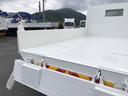 　ローダーダンプ　新明和工業製　３．７トン積載　ワイド　１１尺ミドル　高床　道板兼用リヤゲート　スライド用ラジコン付　角底ボディ　アドブルー不要（27枚目）