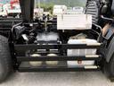 　土砂ダンプ　８．１トン積載　極東開発工業製　電動コボレーン付　３軸２デフ　ベッド付　５．１ｍボディ　角底一方開　７速ＭＴ　４１０馬力（31枚目）