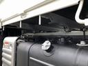 　平ボディ　３トン積載　４ナンバー　３．１ｍボディ　標準幅　１０尺　高床　木製あおり３方開　床板張り　アドブルー不要　６速ＭＴ（35枚目）