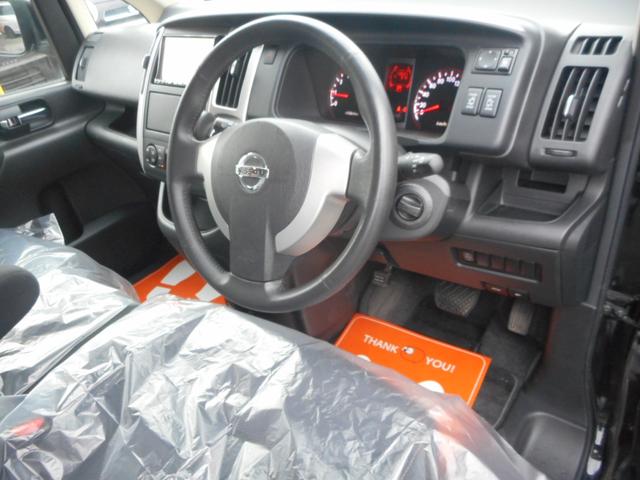 セレナ ハイウェイスター　両側パワースライドドア　ナビ　ＴＶ　ＣＤ　ＤＶＤバックカメラ　ＵＶカットプライバシーガラス　ＨＩＤ　フォグランプ　アルミ（3枚目）