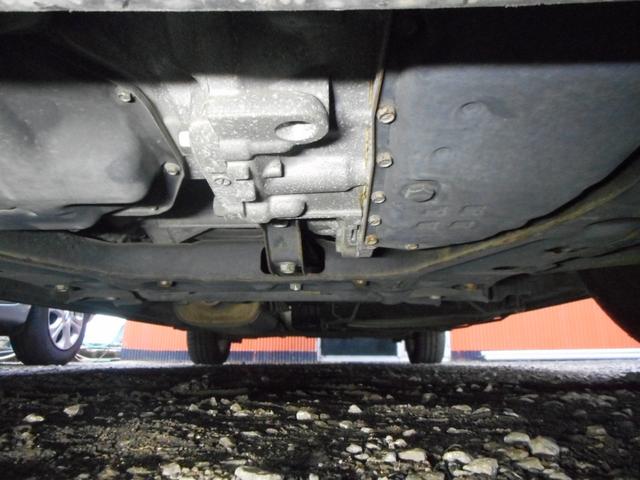 セレナ ハイウェイスター　両側パワースライドドア　ナビ　ＴＶ　ＣＤ　ＤＶＤバックカメラ　ＵＶカットプライバシーガラス　ＨＩＤ　フォグランプ　アルミ（59枚目）
