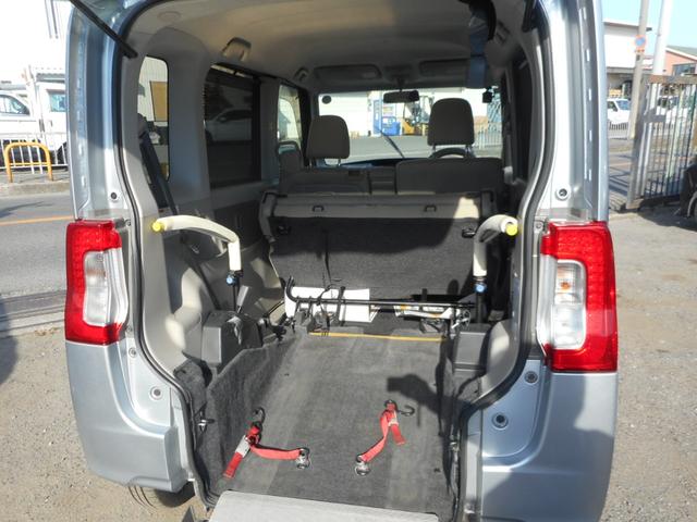 タント X SA スローパー リアシート付き 福祉車両 車椅子電動固定装置 ウインチ リモコン ETC スマートキー パワースライドドア 衝突軽減装置 UVカットプライバシーガラス 電動格納ドアミラー(4枚目)