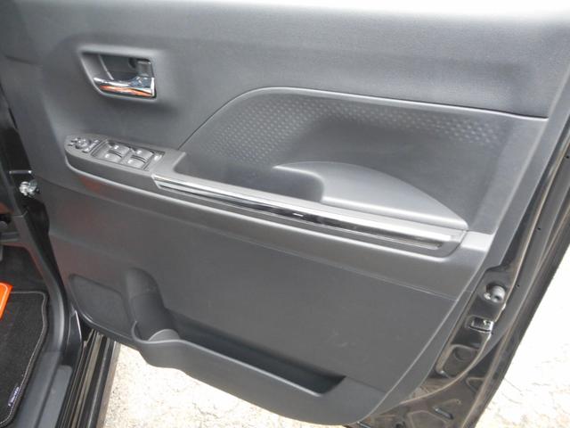 タント カスタムＸ　両側パワースライドドア　ナビ地デジ　バックカメラ　ＥＴＣ　衝突軽減装置　誤発進防止装置　レーンアシスト　ＵＶカットプライバシーガラス　スマートキー２個（5枚目）