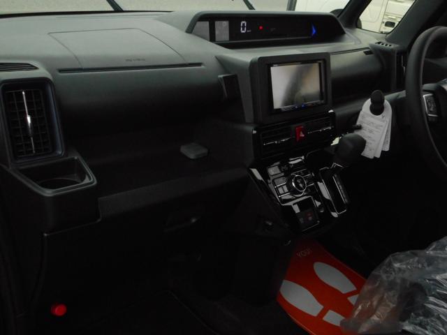 タント カスタムＸ　両側パワースライドドア　ナビ地デジ　バックカメラ　ＥＴＣ　衝突軽減装置　誤発進防止装置　レーンアシスト　ＵＶカットプライバシーガラス　スマートキー２個（6枚目）