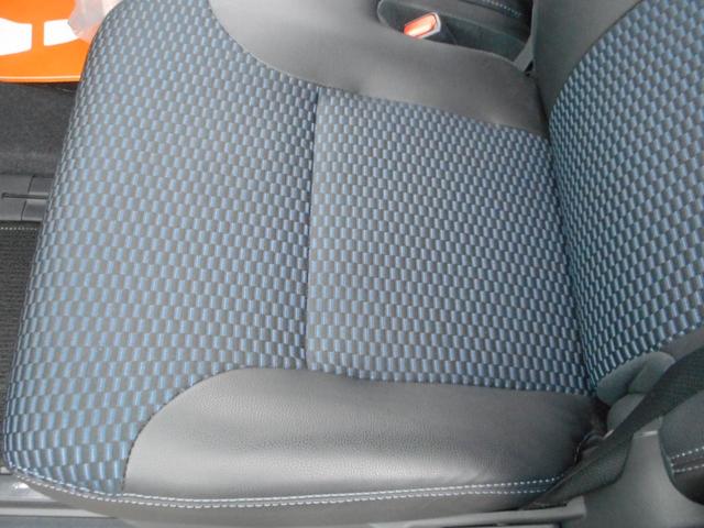 タント カスタムＸ　両側パワースライドドア　ナビ地デジ　バックカメラ　ＥＴＣ　衝突軽減装置　誤発進防止装置　レーンアシスト　ＵＶカットプライバシーガラス　スマートキー２個（8枚目）