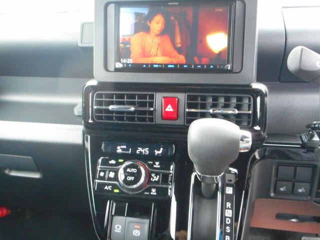 タント カスタムＸ　両側パワースライドドア　ナビ地デジ　バックカメラ　ＥＴＣ　衝突軽減装置　誤発進防止装置　レーンアシスト　ＵＶカットプライバシーガラス　スマートキー２個（11枚目）