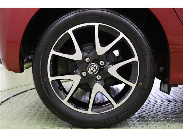 ヤリス Ｚ　サイドＳＲＳ　ＡＡＣ　バックモニタ　スマキー　横滑防止装置　キーフリー　アルミ　ＬＥＤランプ　パワーウインドウ　定期点検記録簿　助手席エアバック　クルコン　エアバッグ　パワーステアリング　ナビ　ＥＴＣ（12枚目）