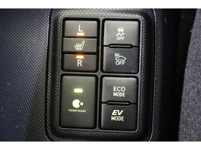 アクア Ｓスタイルブラック　ＡＵＸ端子　記録簿あり　バックモニタ－　地デジフルセグ　ナビＴＶ　イモビライザー　ＬＥＤライト　スマートキープッシュスタート　ＥＴＣ付き　Ｗエアバッグ　キーフリ　メモリーナビゲーション　ドラレコ付き（17枚目）