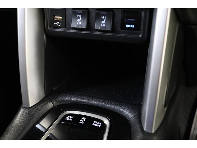 カローラクロス ハイブリッド　Ｚ　ムーンルーフ　衝突軽減Ｂ　フルセグテレビ　スマキ－　半レザー　Ｂモニター　アクティブクルーズコントロール　メモリナビ　イモビ　ＬＥＤ　ＡＣ　運転席Ｐシート　メディアプレイヤー接続　キーレス　パワステ（21枚目）